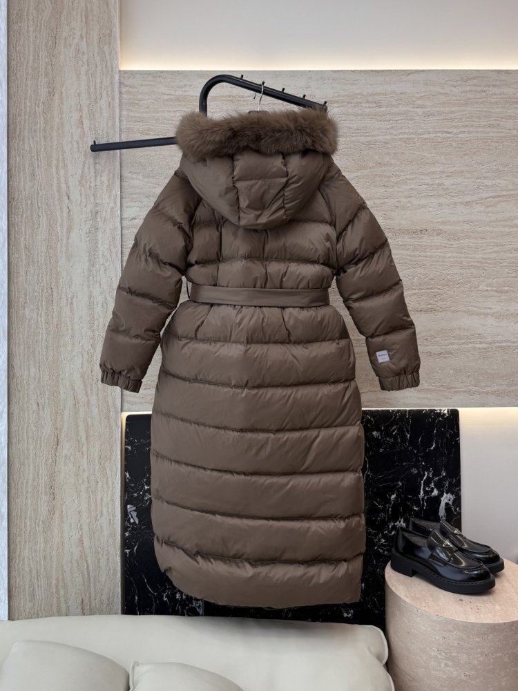 Long two-sided jacket Down jacket from collar of fox fur фото 2