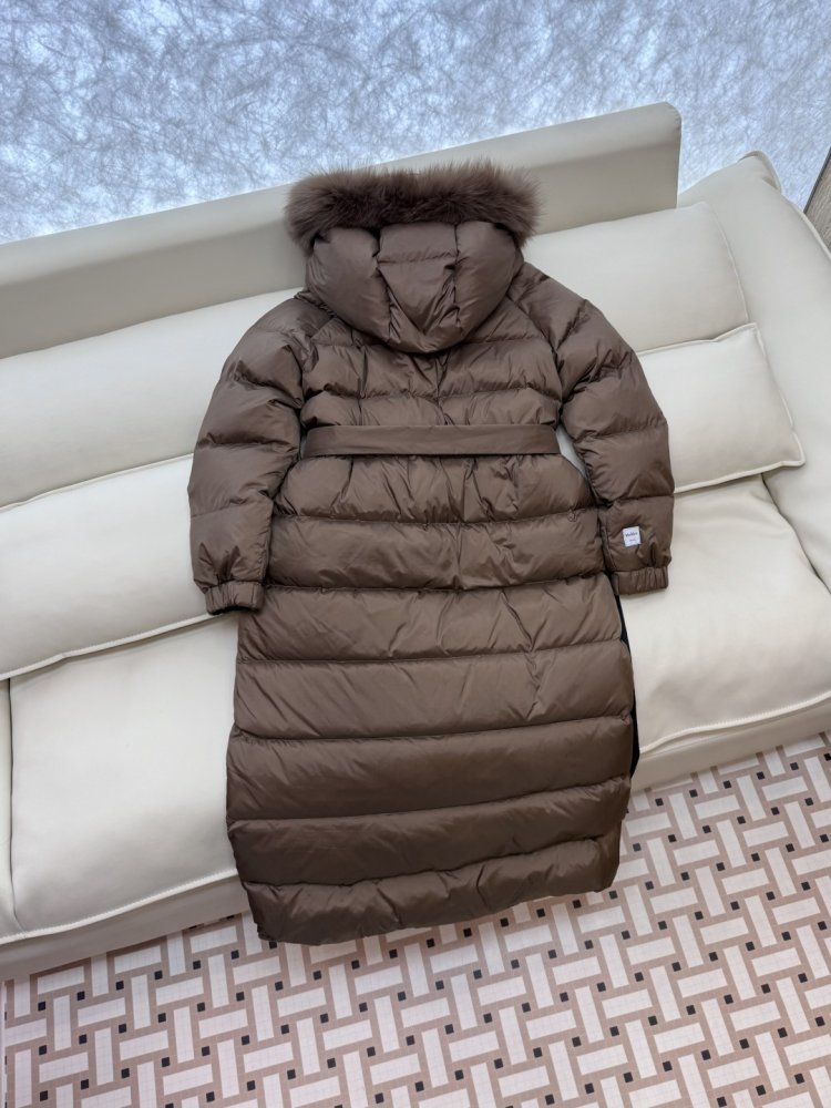 Long two-sided jacket Down jacket from collar of fox fur фото 5