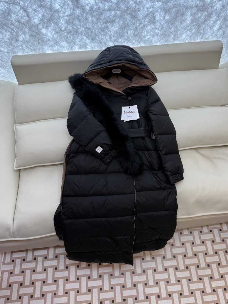 Длинная двусторонняя куртка пуховик с воротником из лисьего меха фото 6