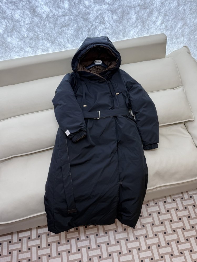 Long two-sided jacket Down jacket from collar of fox fur фото 7