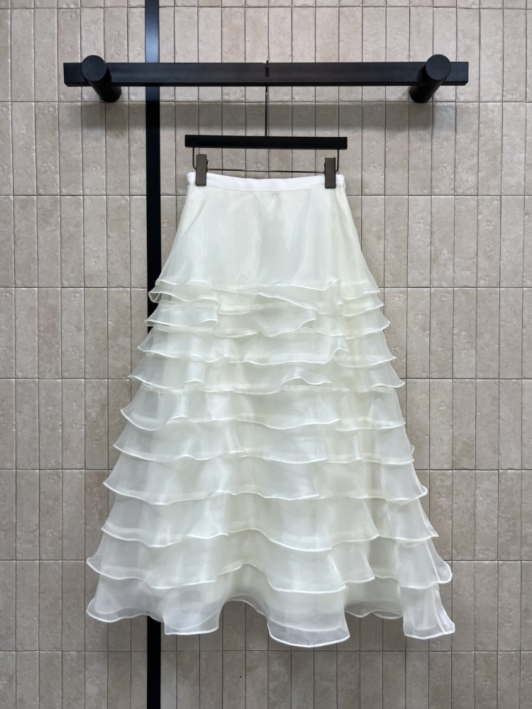 Длинная юбка с высокой талией фото 7