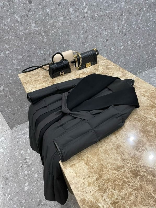 Длинная куртка на гусином пуху фото 2