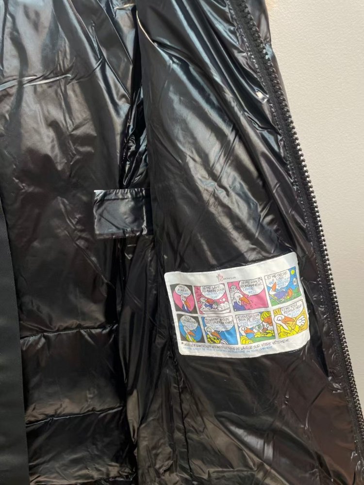 Длинная куртка пуховик с большим воротником из лисьего меха фото 6