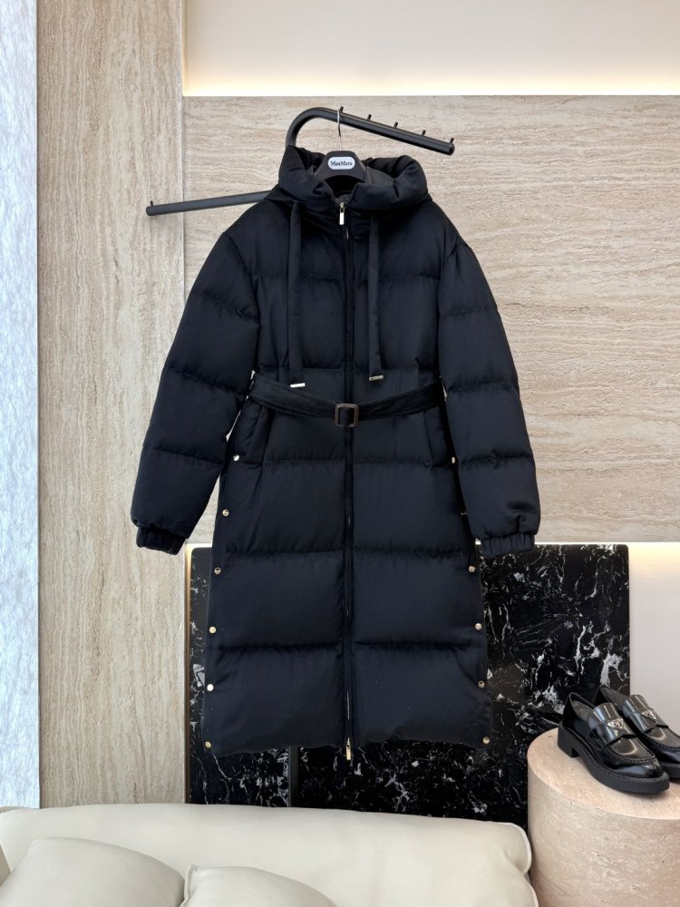 Длинная куртка пуховик с капюшоном