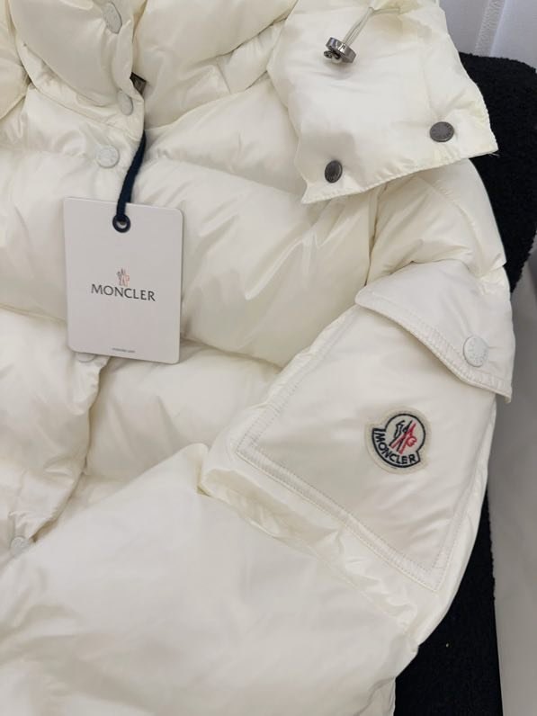 Довга куртка пуховик з капюшоном фото 2