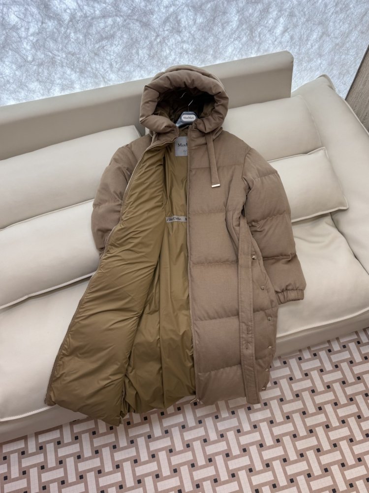 Довга куртка пуховик з капюшоном фото 4