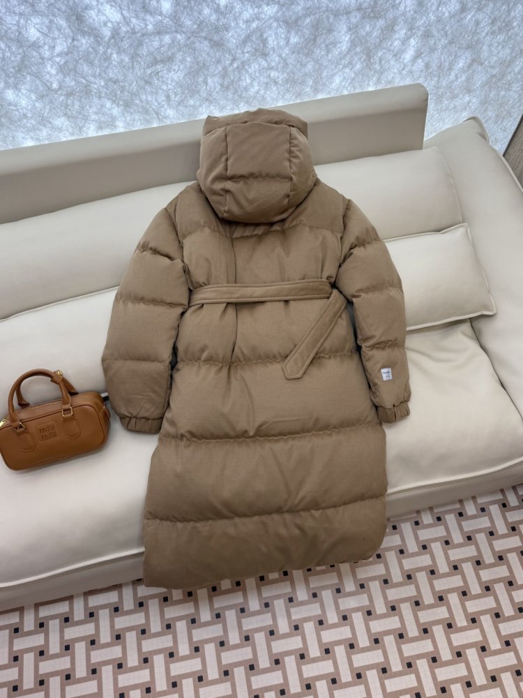 Довга куртка пуховик з капюшоном фото 5
