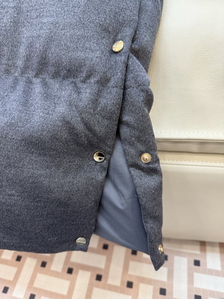 Длинная куртка пуховик с капюшоном фото 8