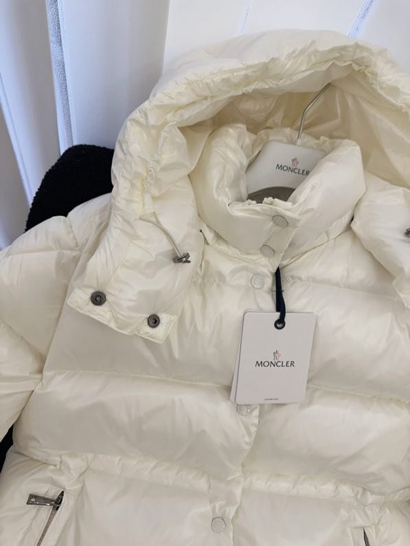 Довга куртка пуховик з капюшоном фото 9