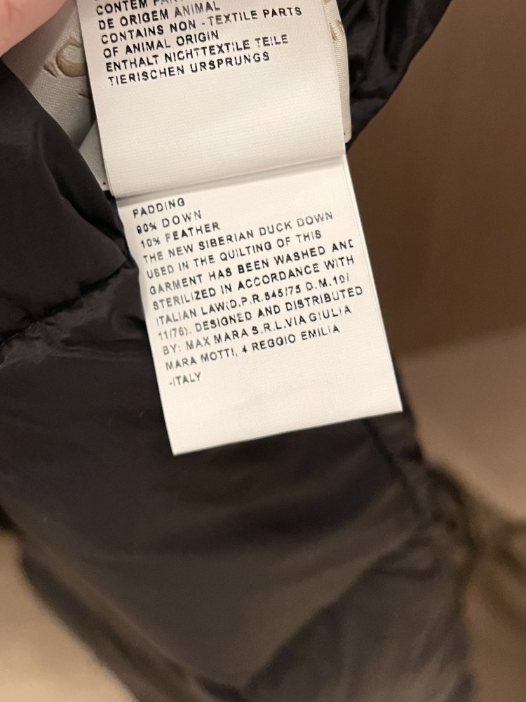 Длинная куртка пуховик с воротником из лисьего меха фото 9