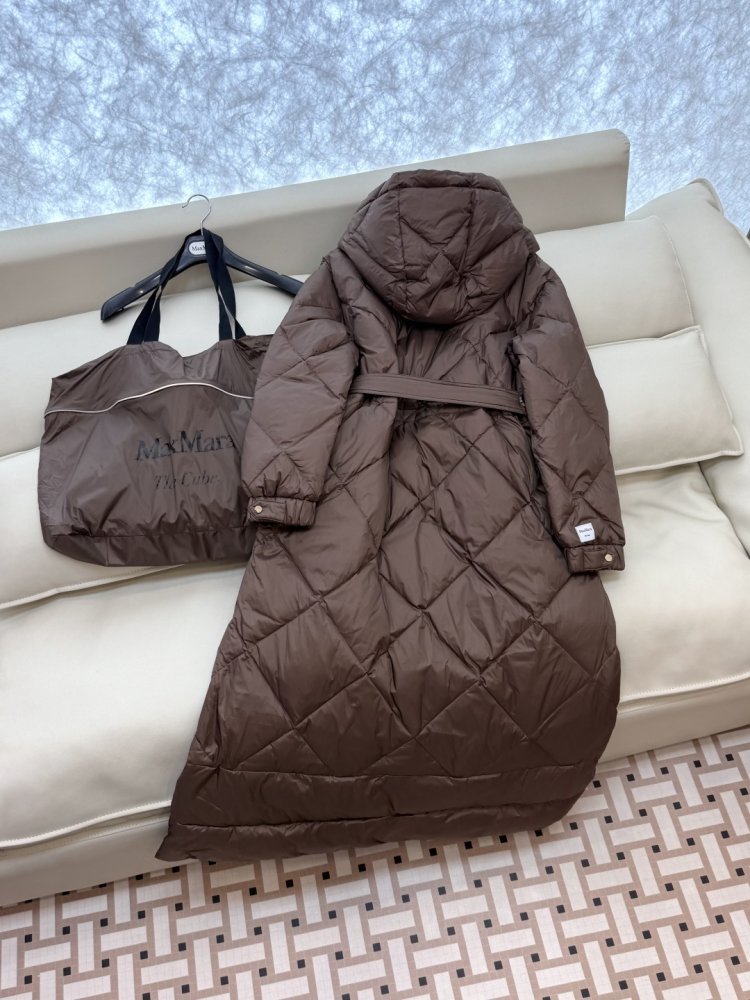 Длинная куртка пуховик женская фото 4