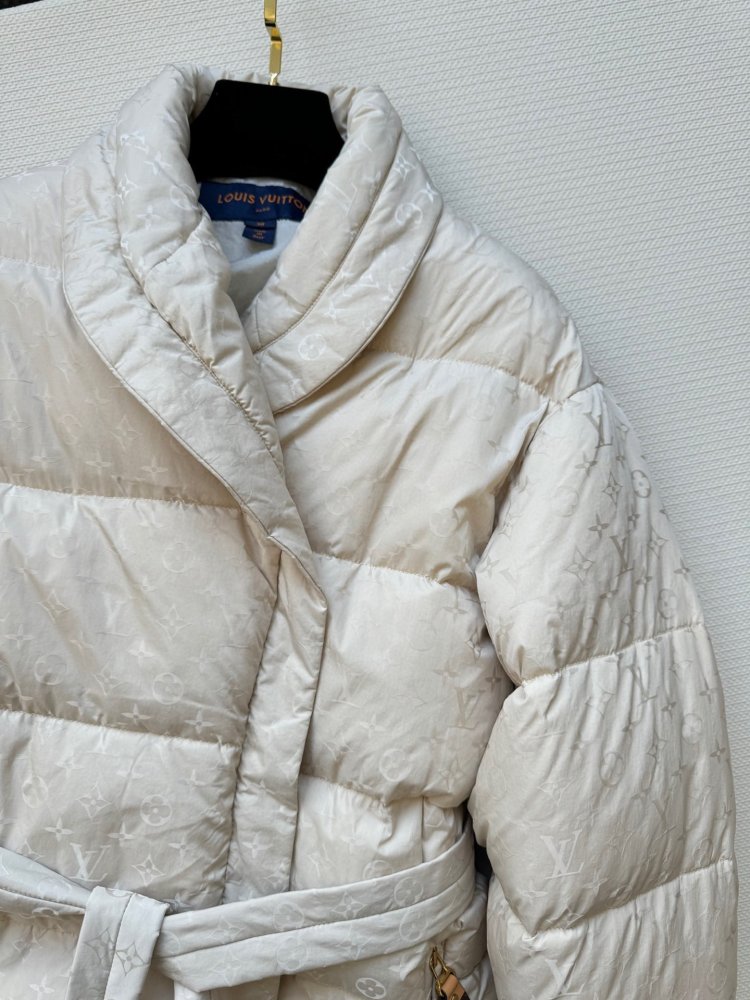 Длинная куртка пуховик женская фото 5