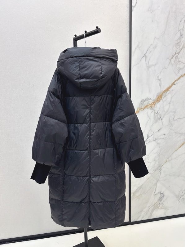 Long feather jacket from hood фото 2