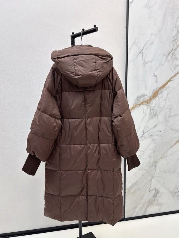 Довга пухова куртка з капюшоном фото 8