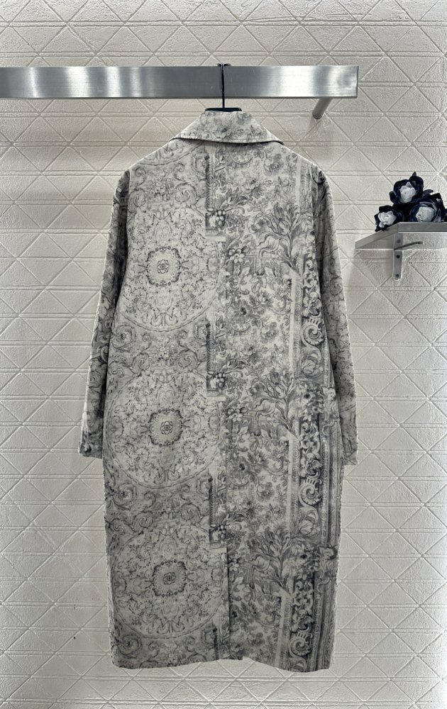 Длинное пальто из джинсовой ткани с принтом фото 2