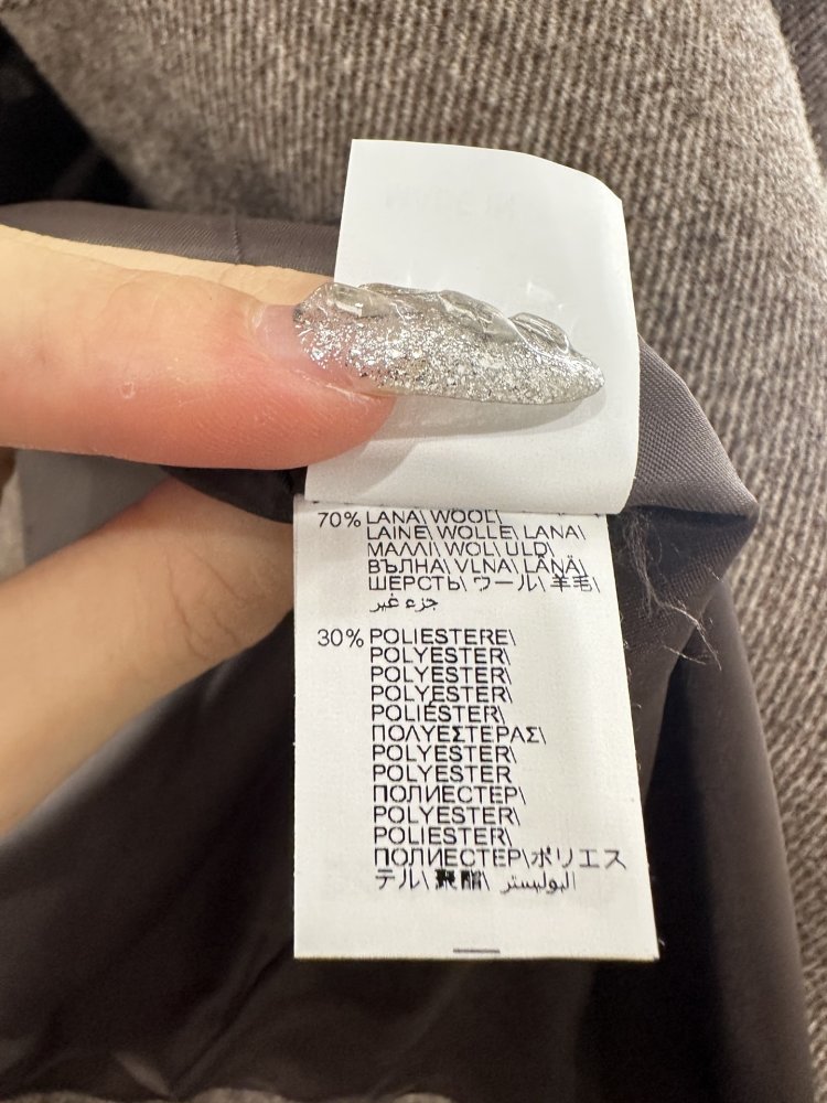 Длинное пальто с воротником стойкой и поясом фото 9