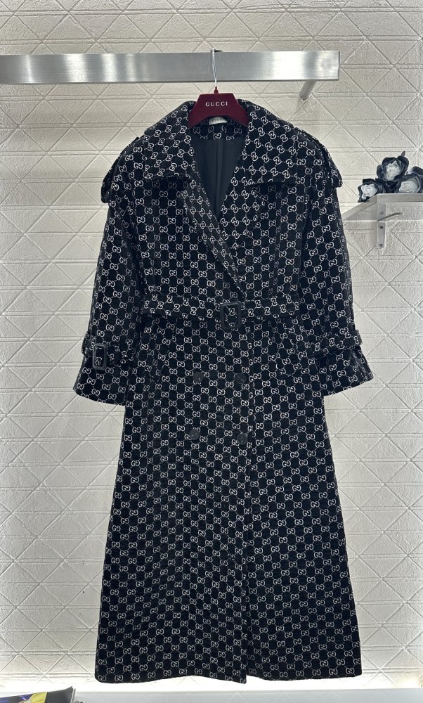 Длинное пальто с жаккардовым воротником