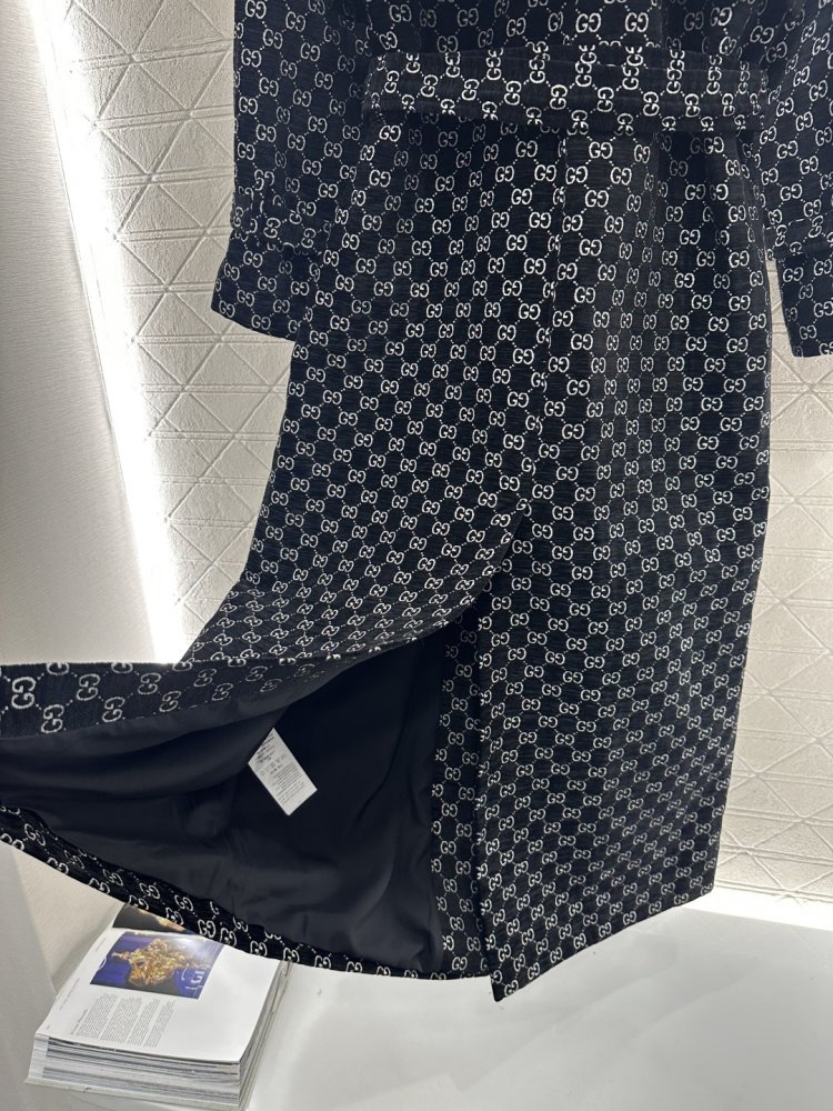 Длинное пальто с жаккардовым воротником фото 8