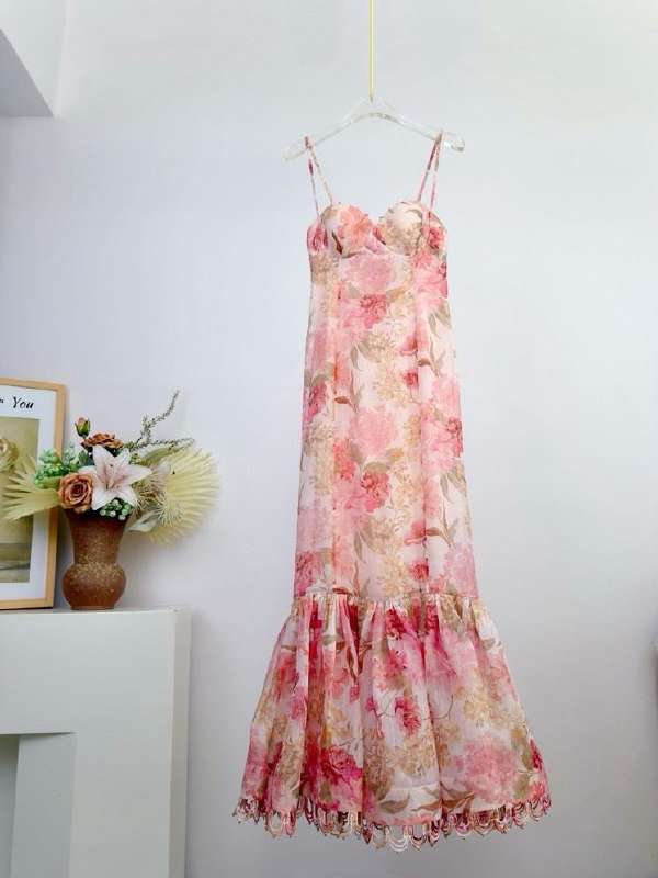 Long dress from two thin straps