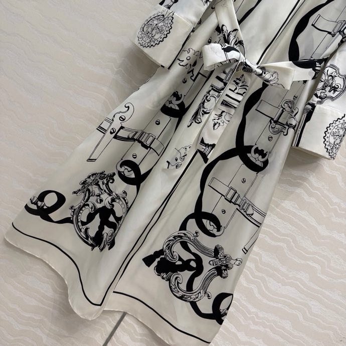 Длинное шелковое платье фото 3