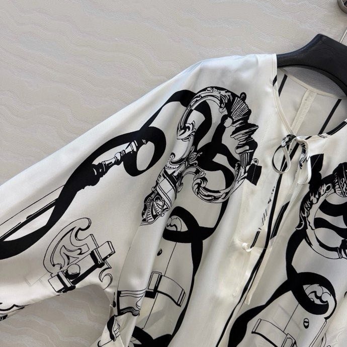 Длинное шелковое платье фото 5