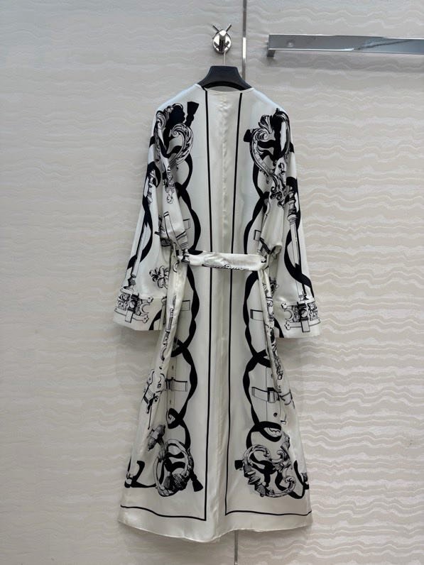 Длинное шелковое платье фото 6