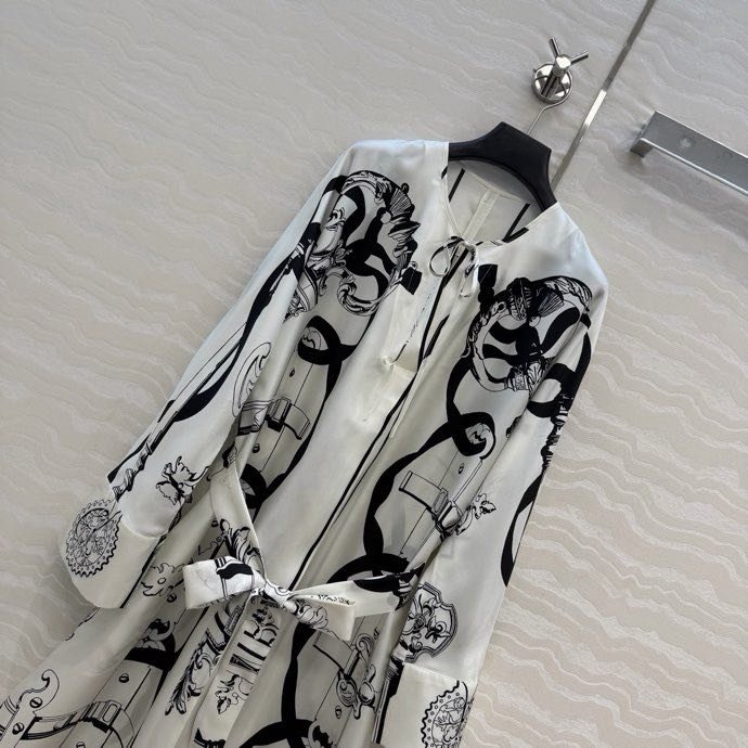 Длинное шелковое платье фото 8