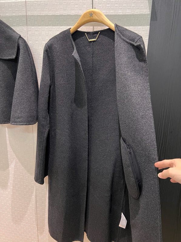Длинное шерстяное пальто с накидкой шалью фото 7