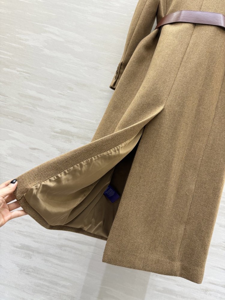 Длинное шерстяное пальто фото 6