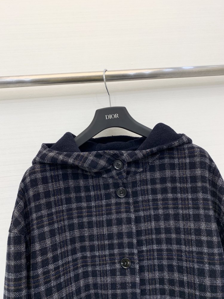 Длинное женское пальто фото 3