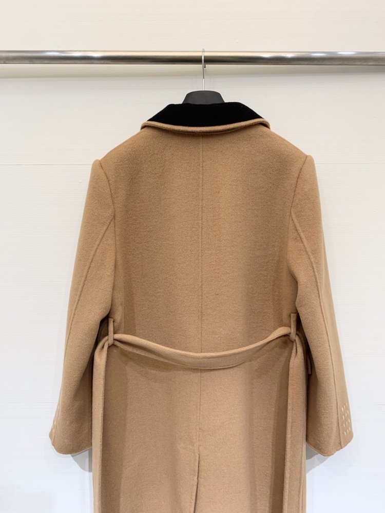 Длинное женское пальто фото 7