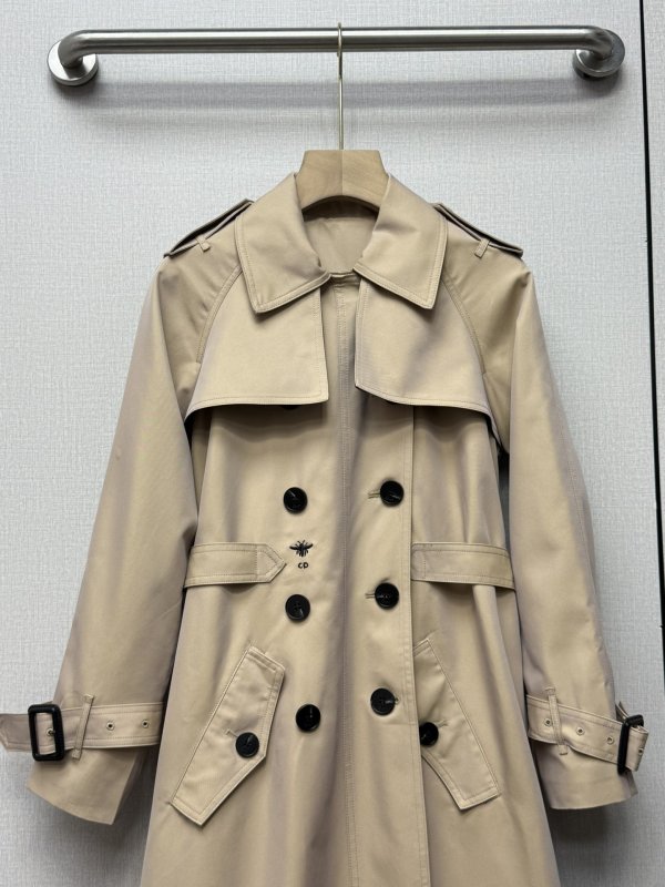 Длинный двубортный женский тренч фото 2