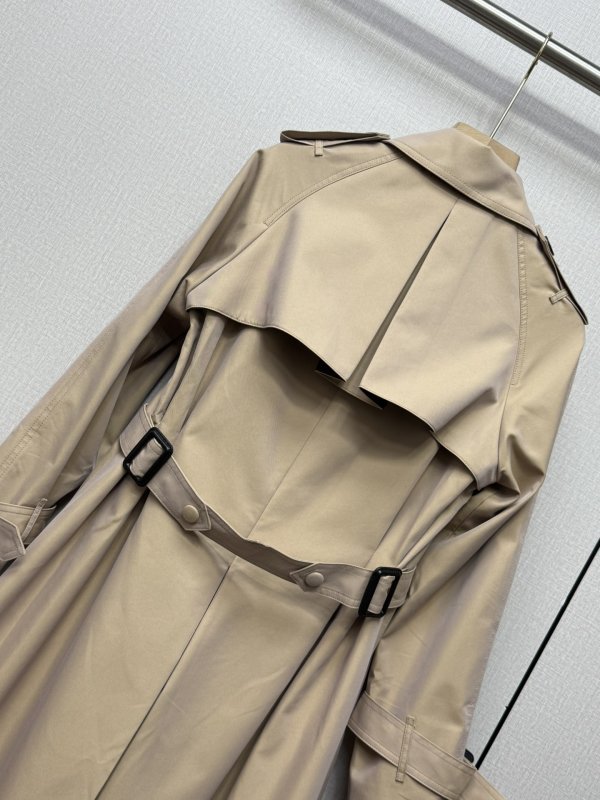 Длинный двубортный женский тренч фото 6