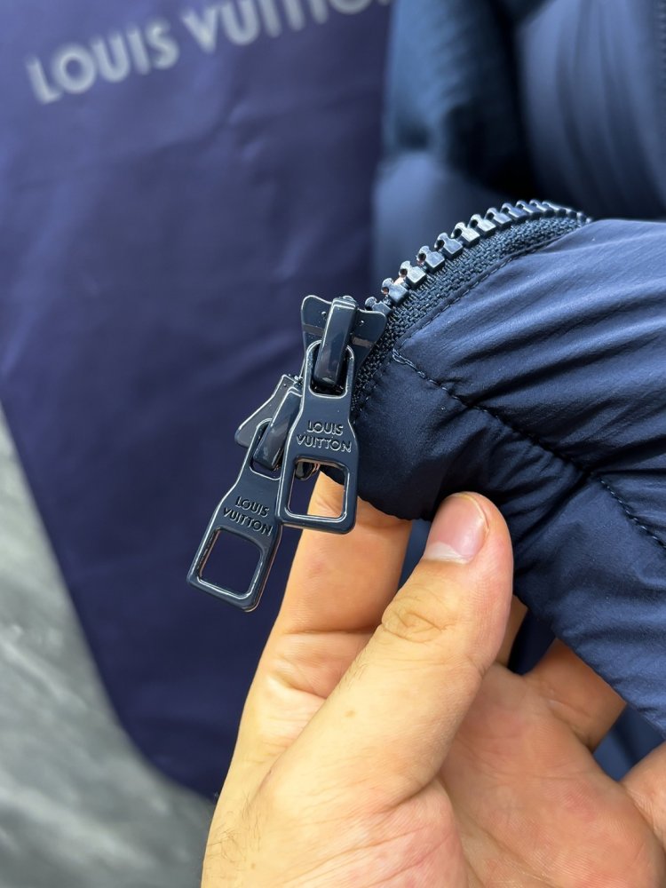 Длинный мужской пуховик фото 6