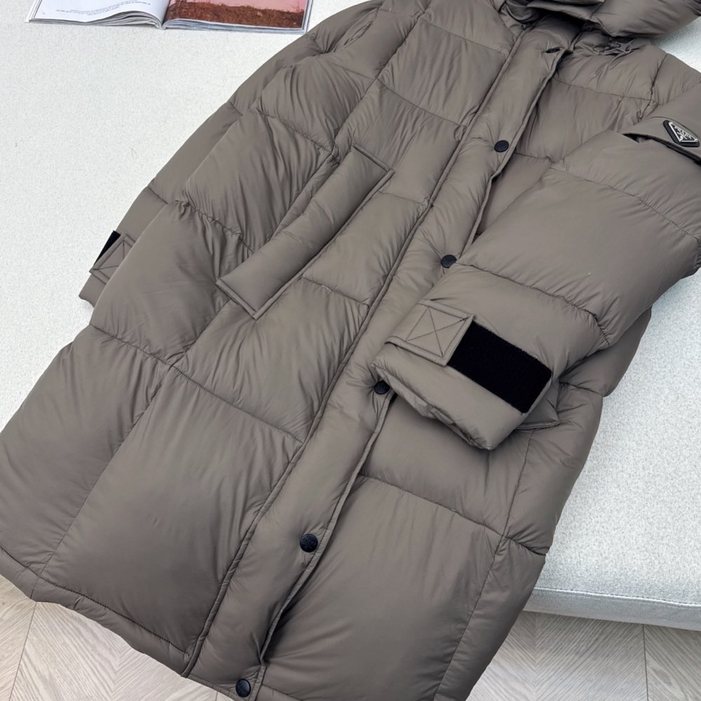 Длинный пуховик с капюшоном женский фото 5