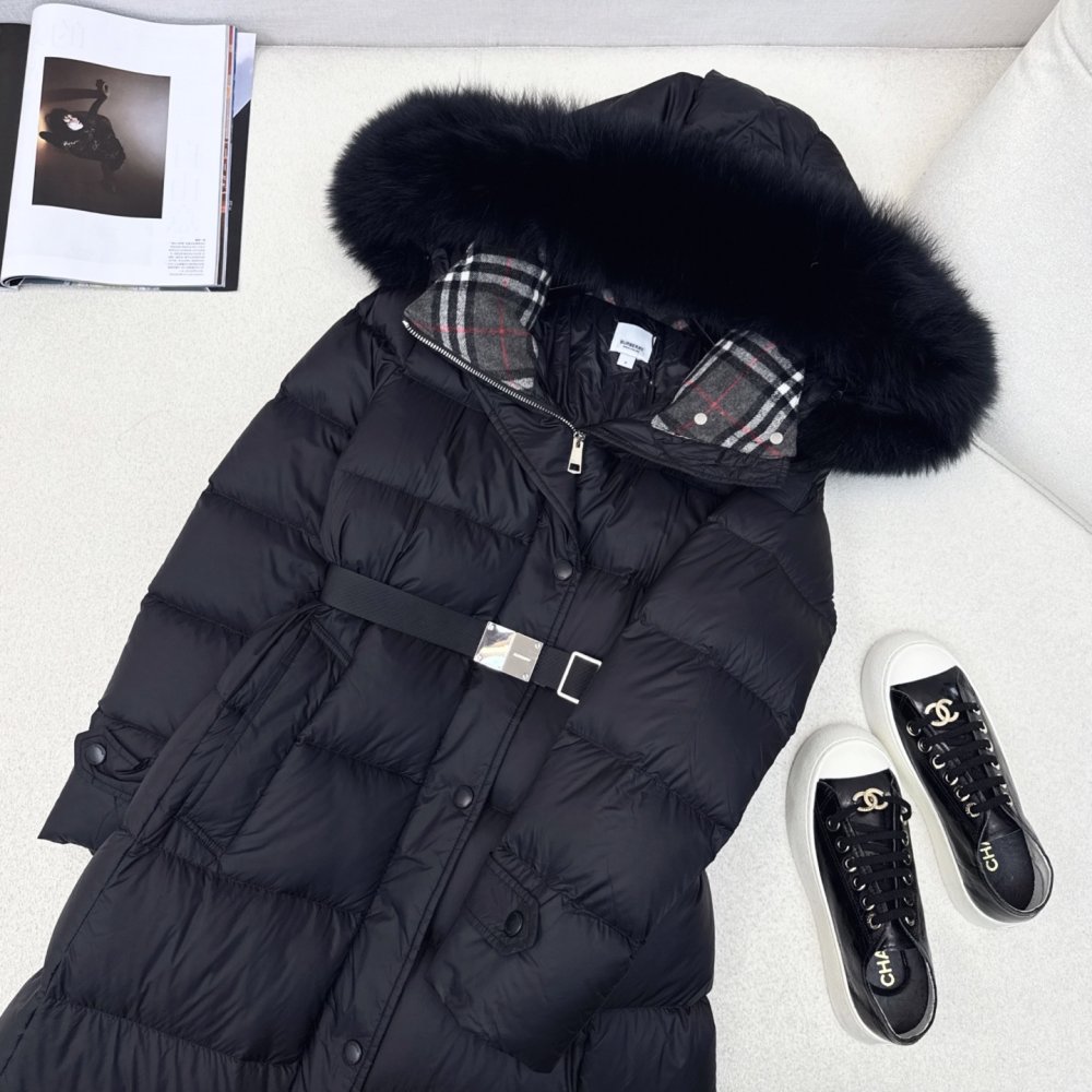 A long Down jacket from fur collar and hood фото 2