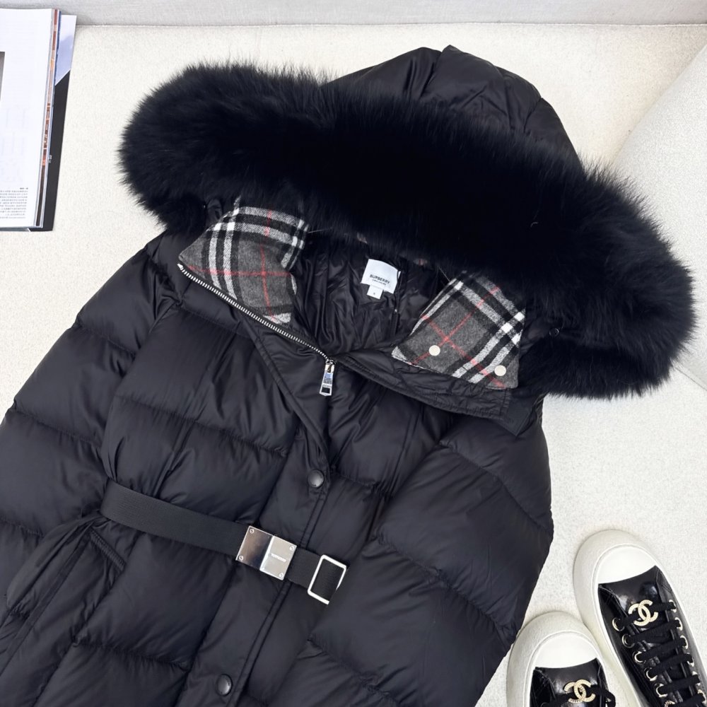 A long Down jacket from fur collar and hood фото 3