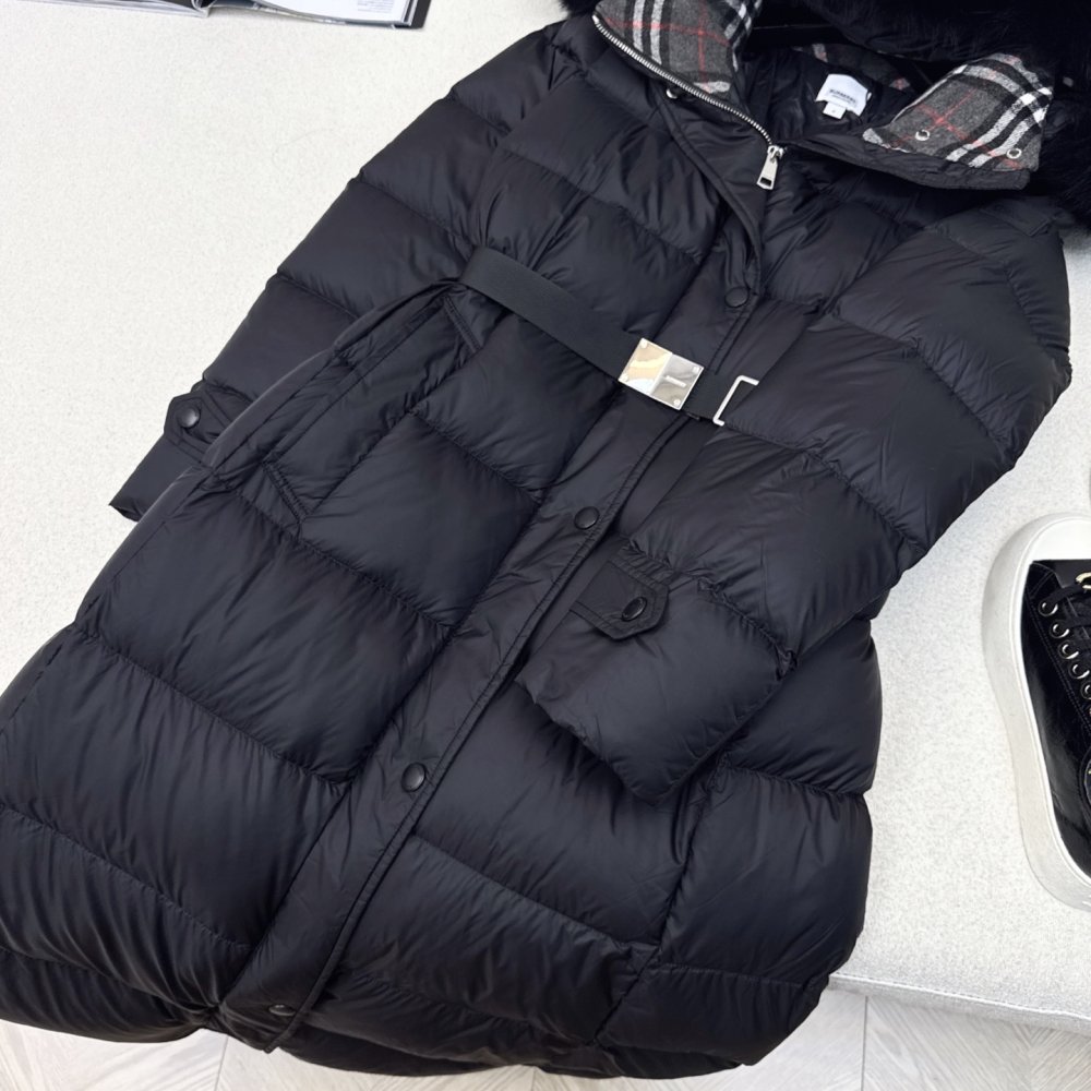 A long Down jacket from fur collar and hood фото 5