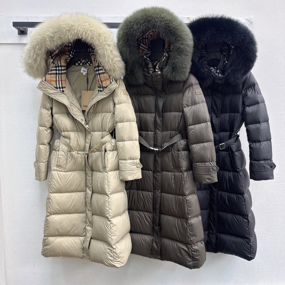 A long Down jacket from fur collar and hood фото 9