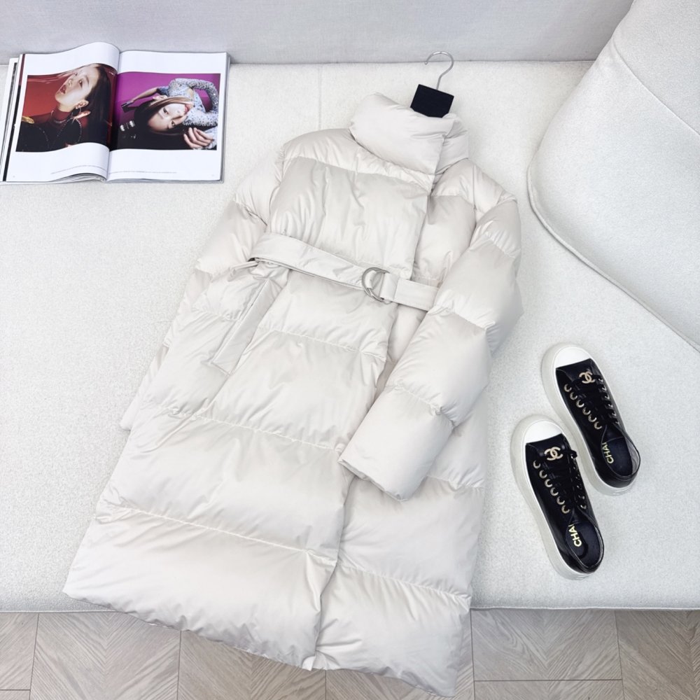 Длинный пуховик с воротником стойкой