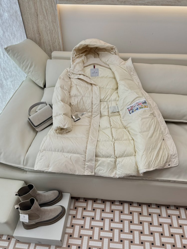 Длинный пуховик с воротником-стойкой фото 5