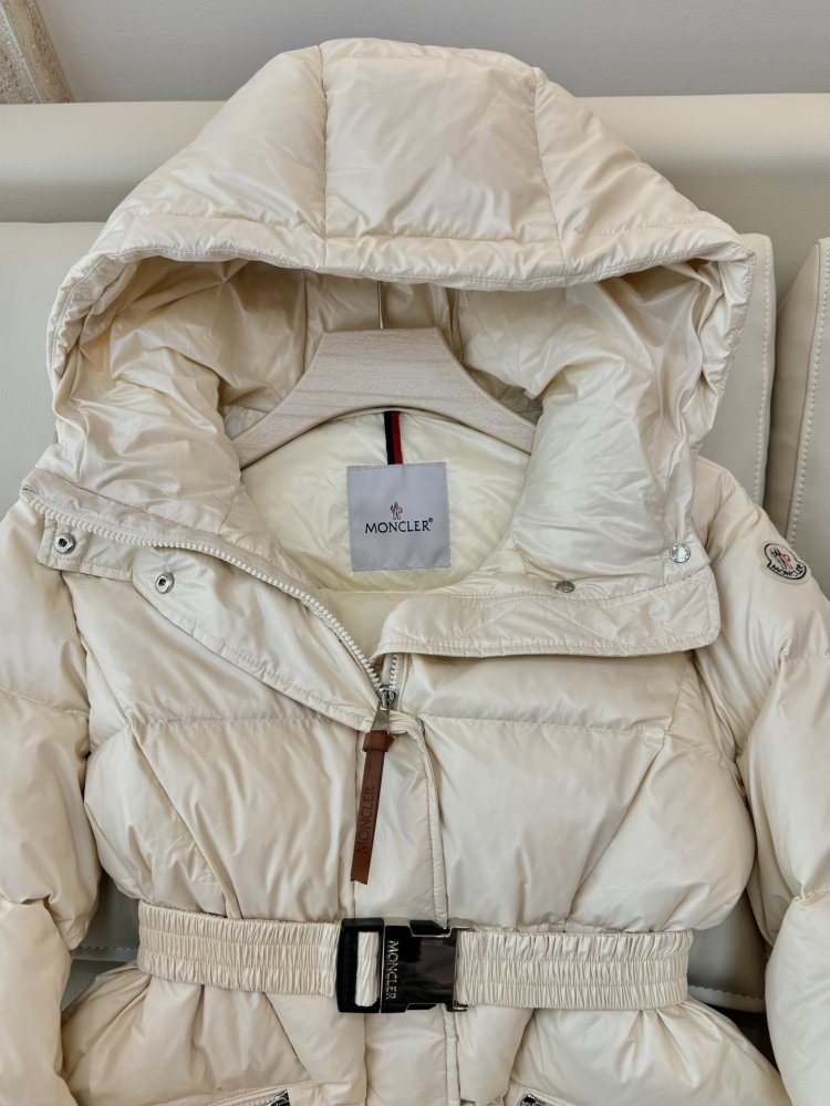 Длинный пуховик с воротником-стойкой фото 6