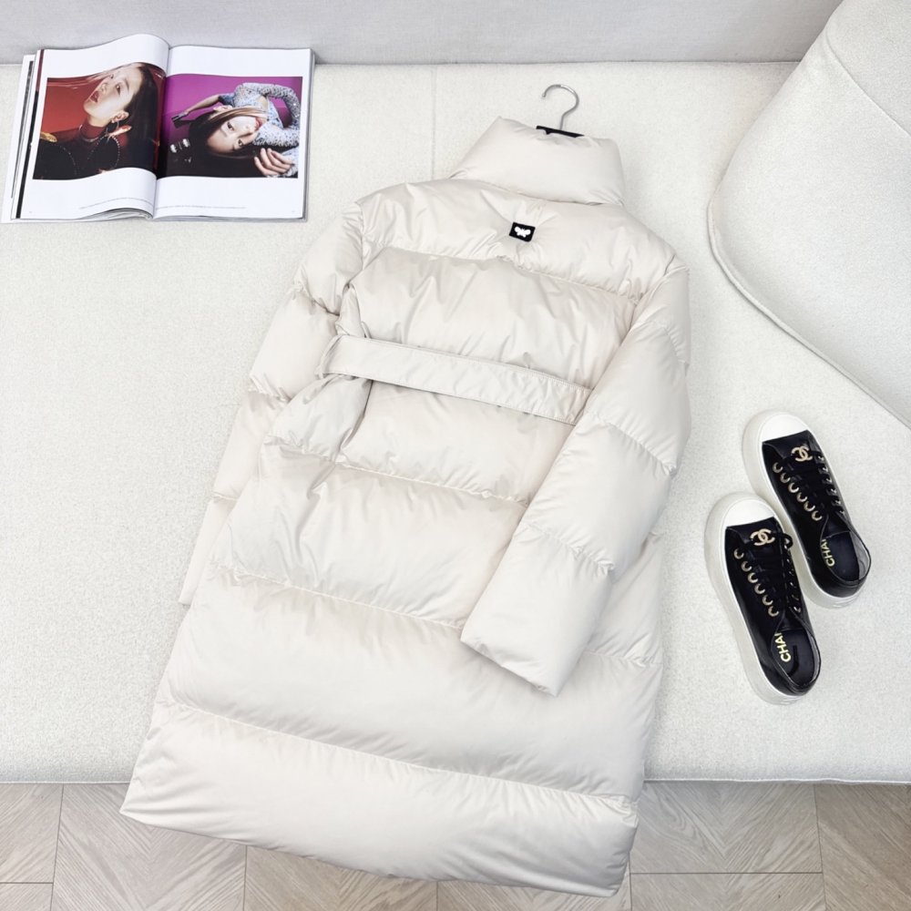 Длинный пуховик с воротником стойкой фото 8