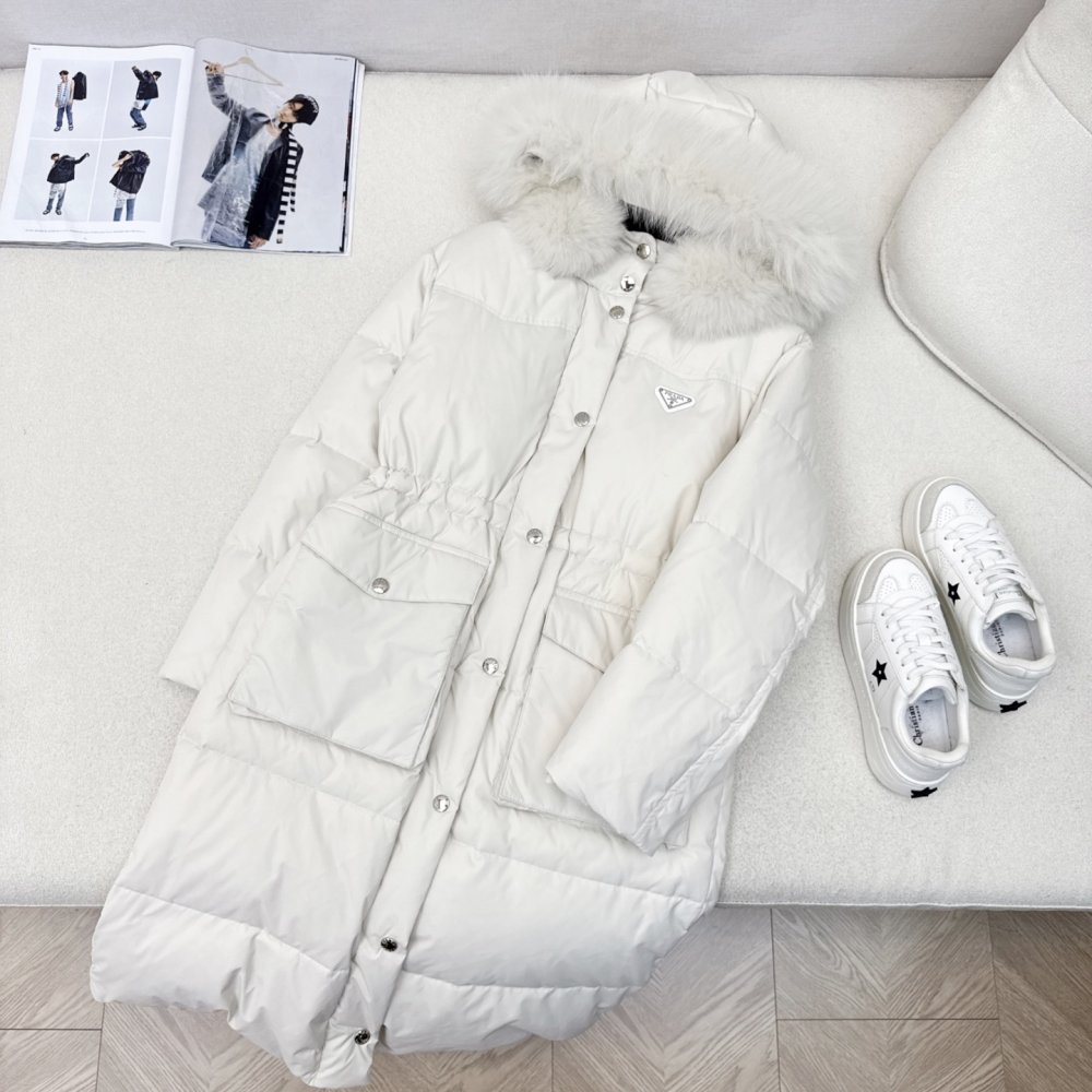 Длинный пуховик женский, воротник капюшона из лисьего меха
