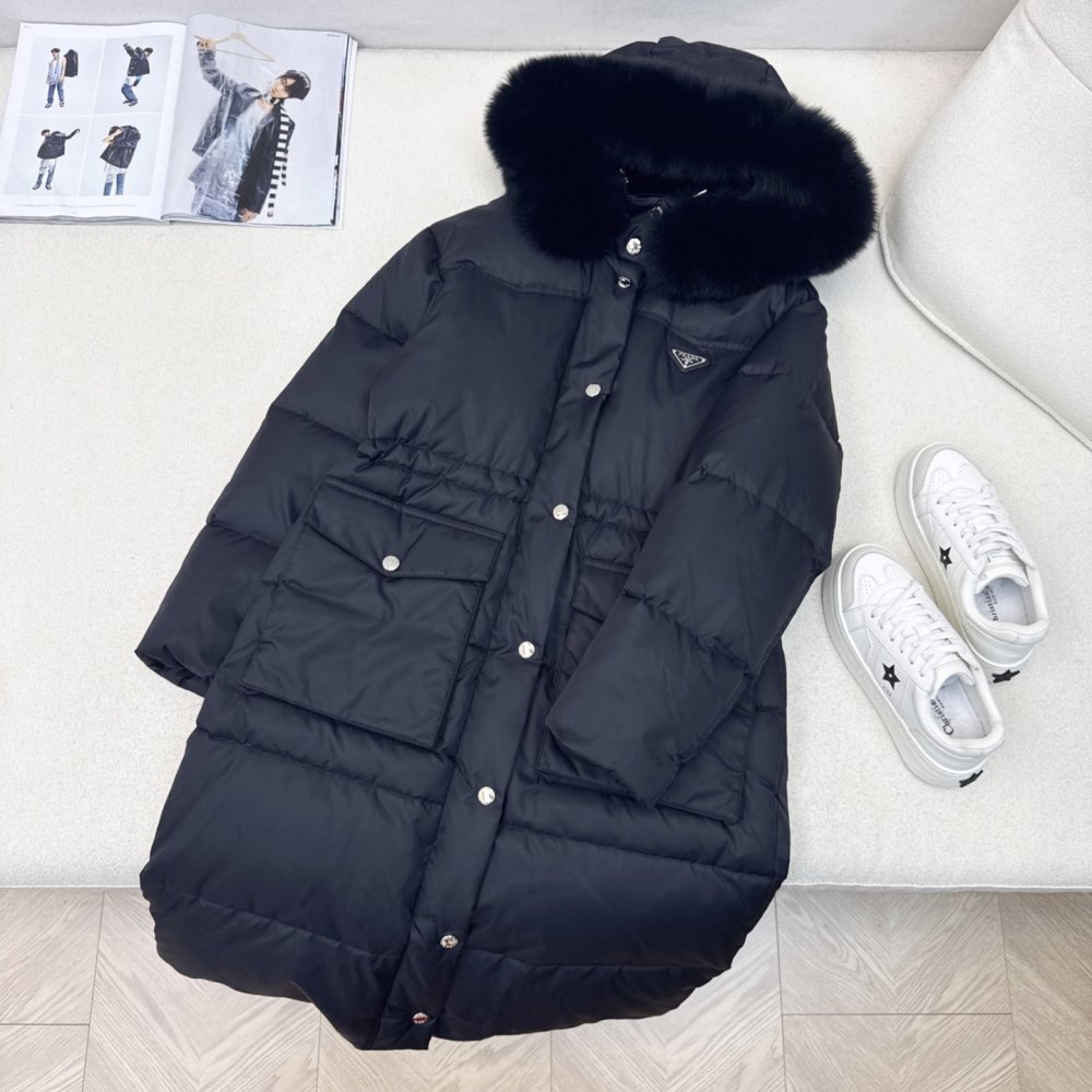 Длинный пуховик женский, воротник капюшона из лисьего меха