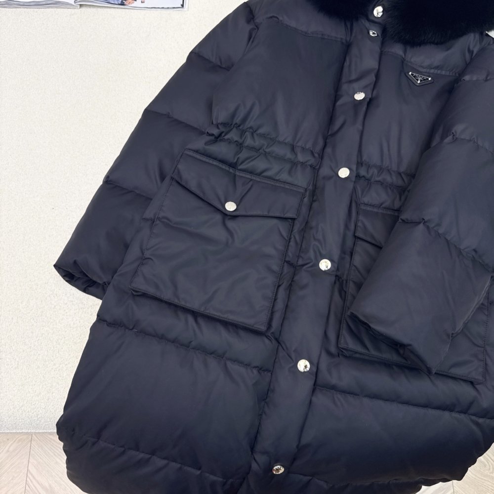 Длинный пуховик женский, воротник капюшона из лисьего меха фото 4