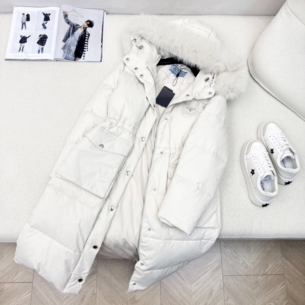 Длинный пуховик женский, воротник капюшона из лисьего меха фото 6