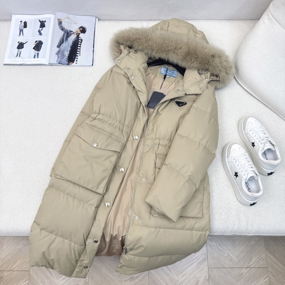 A long Down jacket female, collar hood of fox fur фото 6