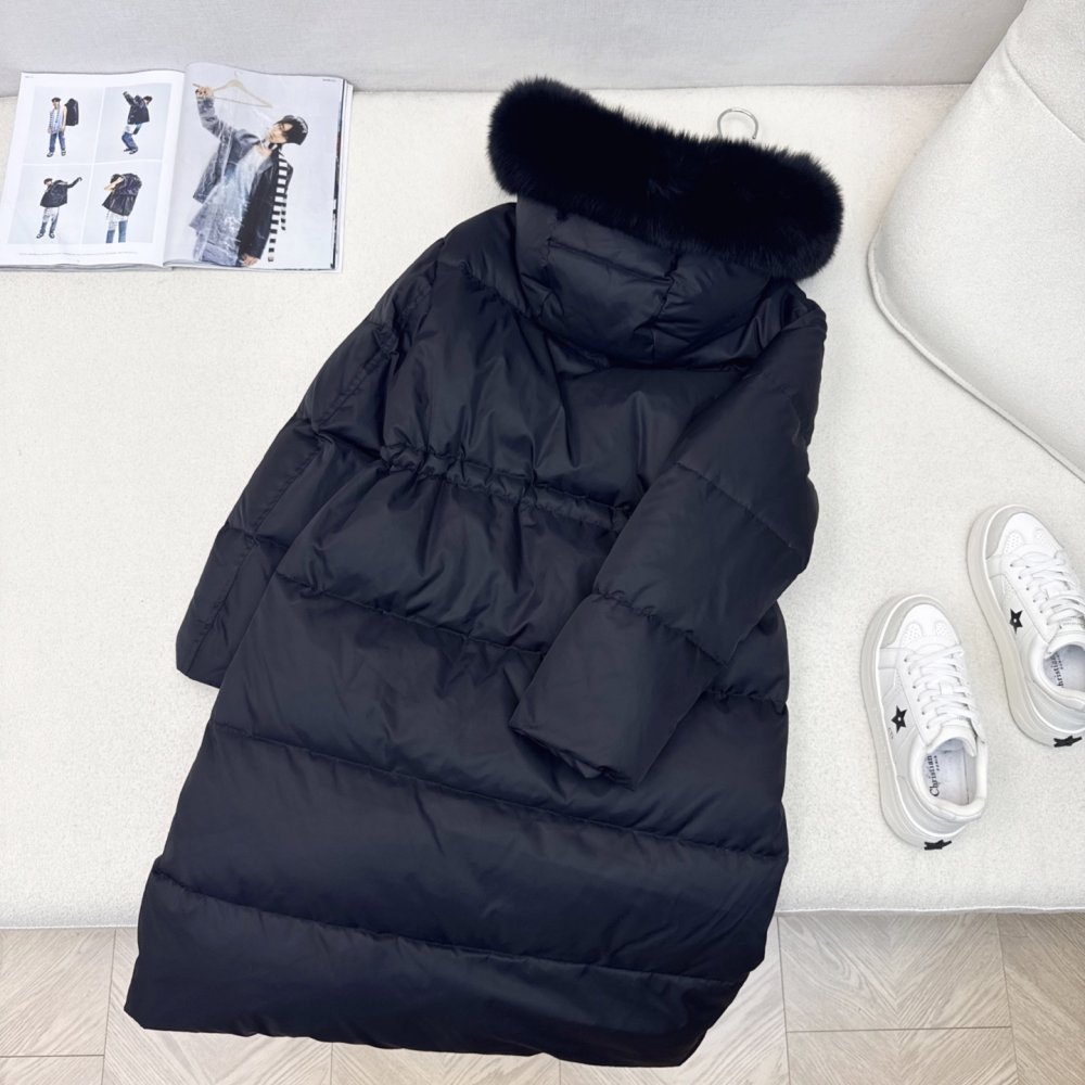 Длинный пуховик женский, воротник капюшона из лисьего меха фото 9