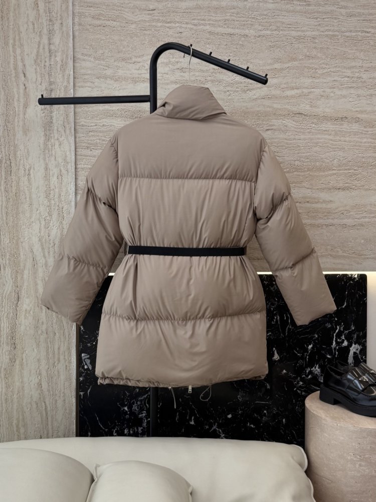 Длинный пуховик женский фото 2